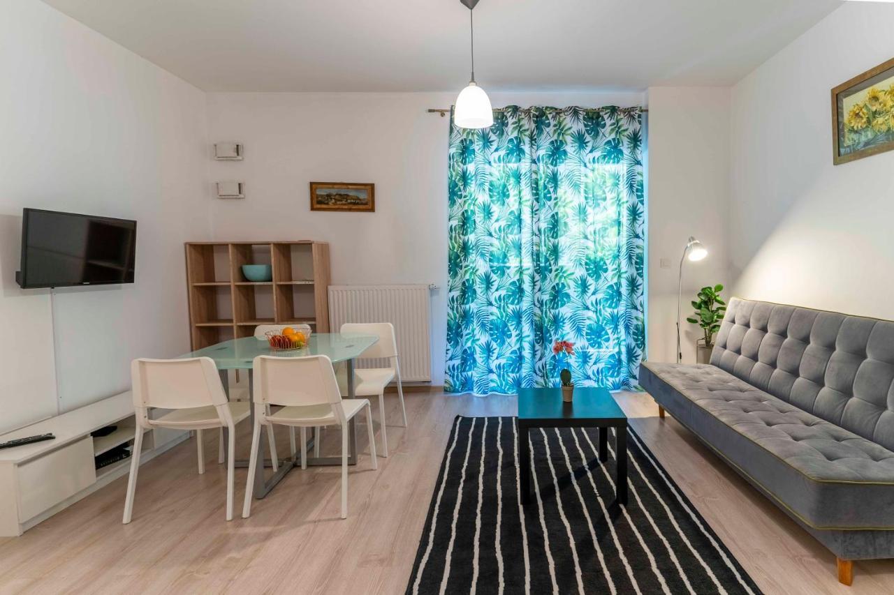 First - Green Zoliborz Apartment 6 Warszawa Eksteriør billede